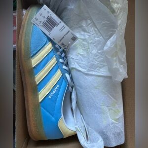 NWT Adidas Gazelles: W Sz10